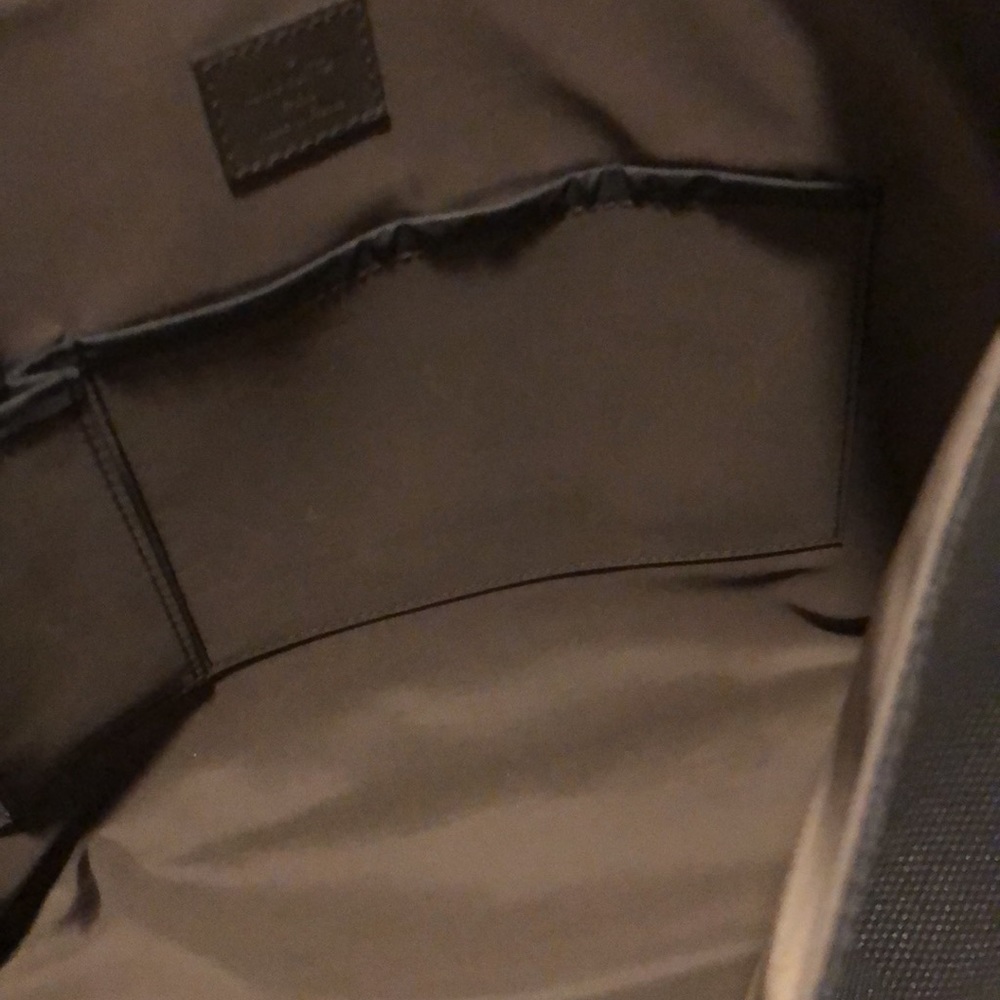 Authentic Louis Vuitton Loup Noir Canvas Messenger.Like new.Excellent condition. - Picture 13 of 14